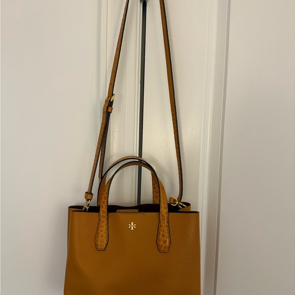Tory Burch Tan Leather Shoulder Bag - Picture 2 of 6